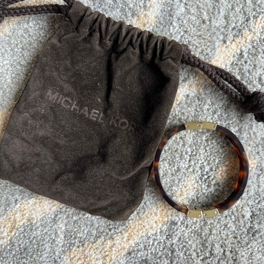 Michael Kors Hinged Tortoise-Shell Bangle Engraved Buckle Bracelet